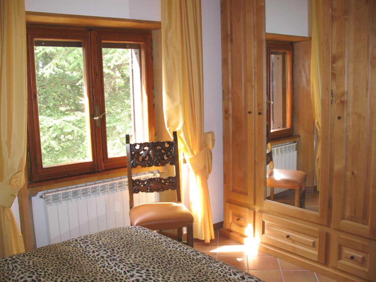 B&B Gli Scoiattoli Rocca di Mezzo Esterno foto